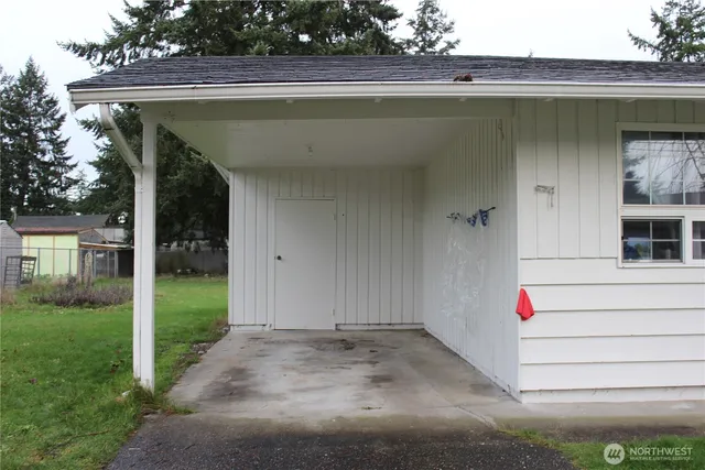 $549,950 | 10415 Wilkeson Street South, Tacoma, WA 98444