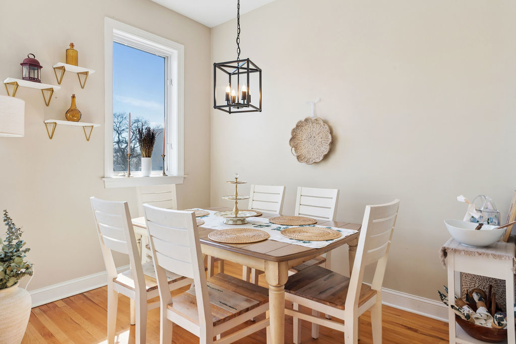 2242 West Roscoe Street, Unit 3 Chicago, IL 60618 - Photo 6 of 16