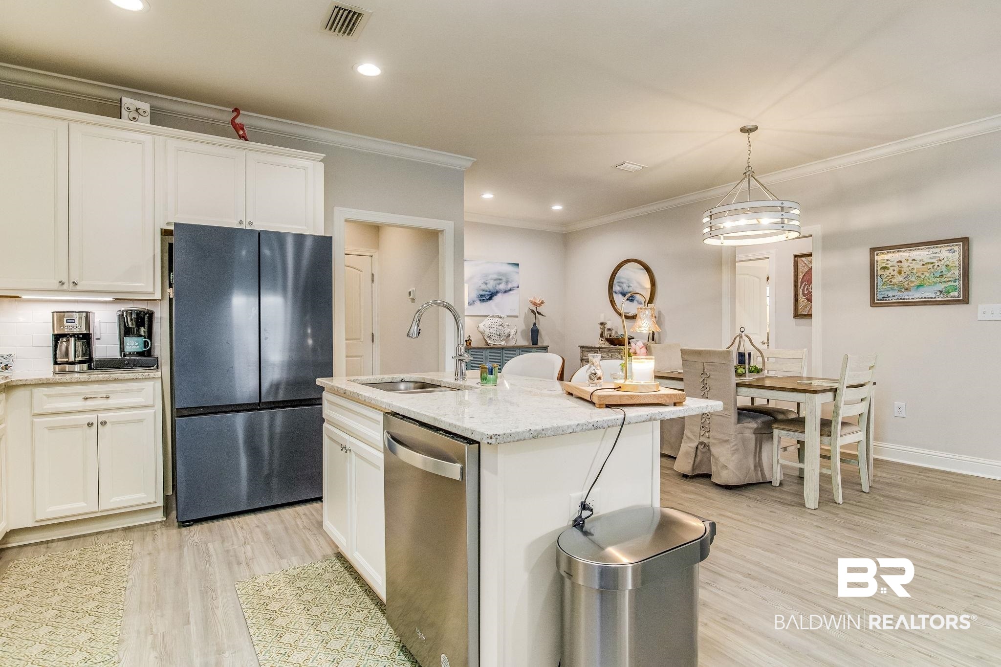 303 Holmes Avenue, Unit 303 Foley, AL 36535 - Photo 12 of 44 Kitchen