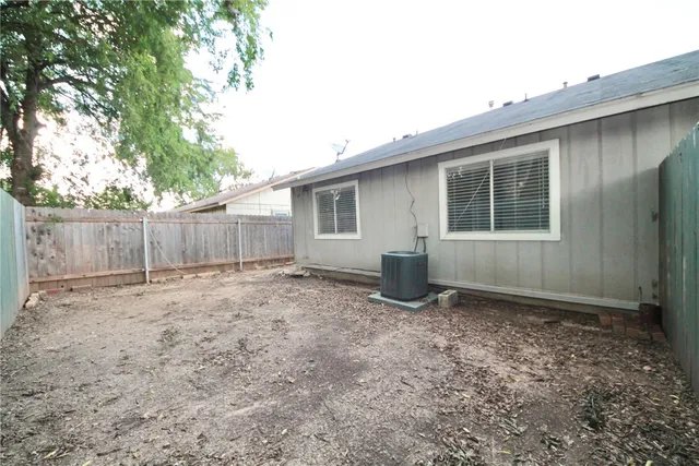 $1,295 | 624 Greenlawn Boulevard, Round Rock, TX 78664