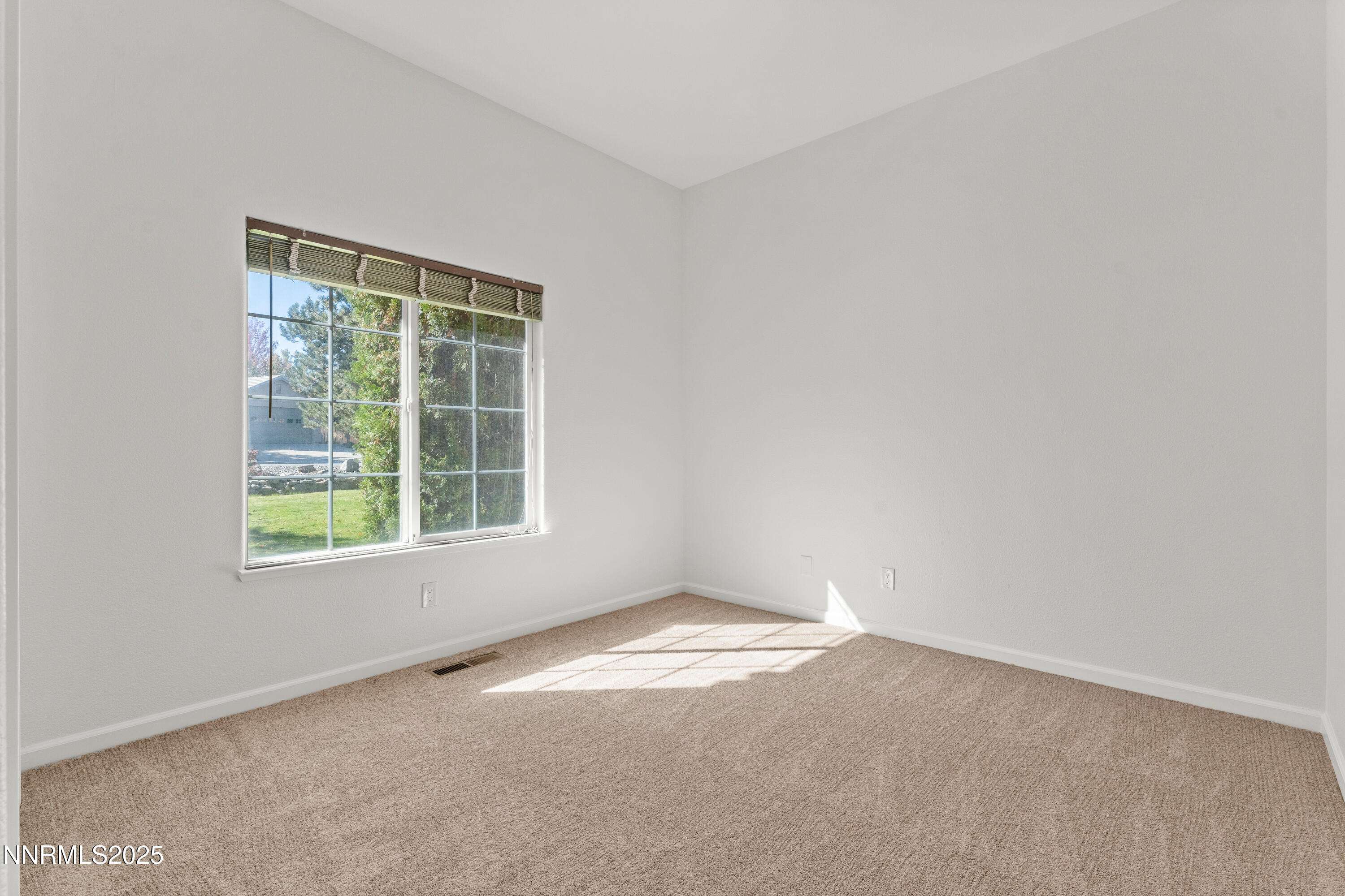 4991 West Albuquerque Road Reno, NV 89511 - Photo 31 of 60 28-4991 W Albuquerque Road Reno NV 89511