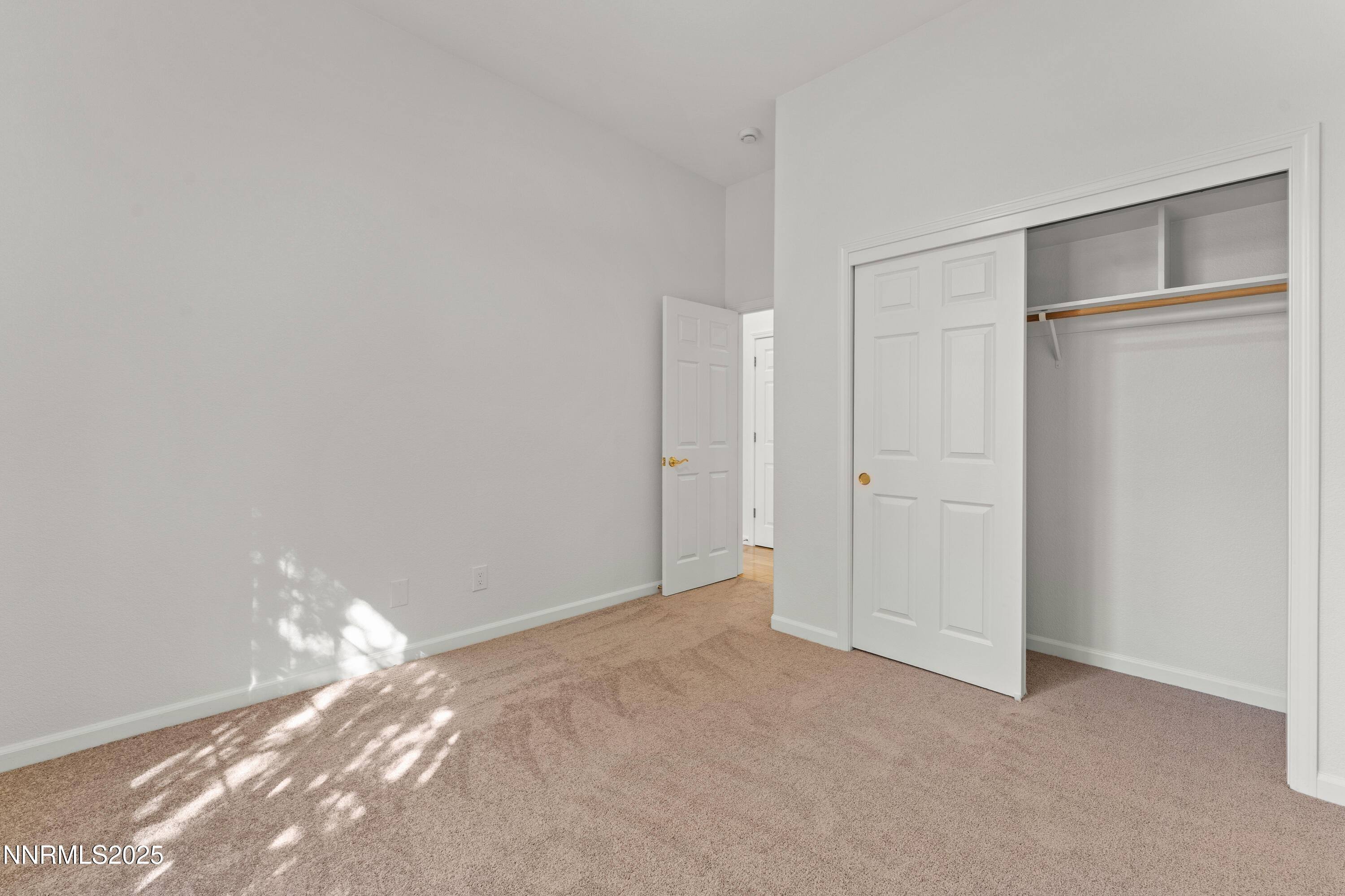 4991 West Albuquerque Road Reno, NV 89511 - Photo 34 of 60 a view of an empty room and window