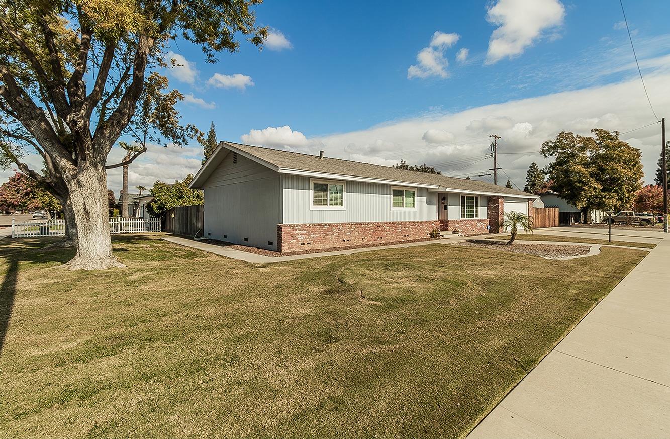 572 West Huntsman Avenue Reedley, CA 93654 - Photo 26 of 27 Gallery Image 26