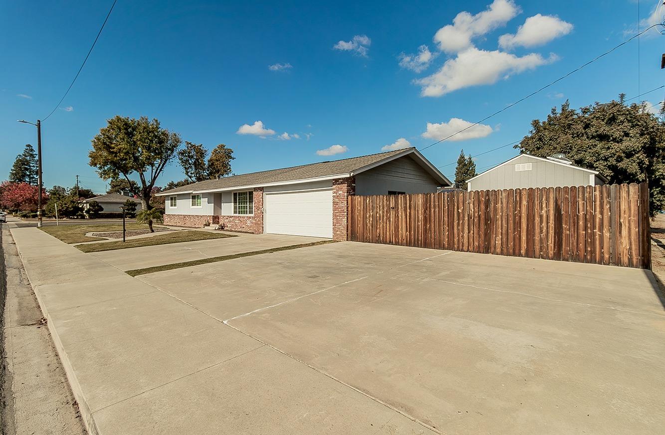 572 West Huntsman Avenue Reedley, CA 93654 - Photo 27 of 27 Gallery Image 27