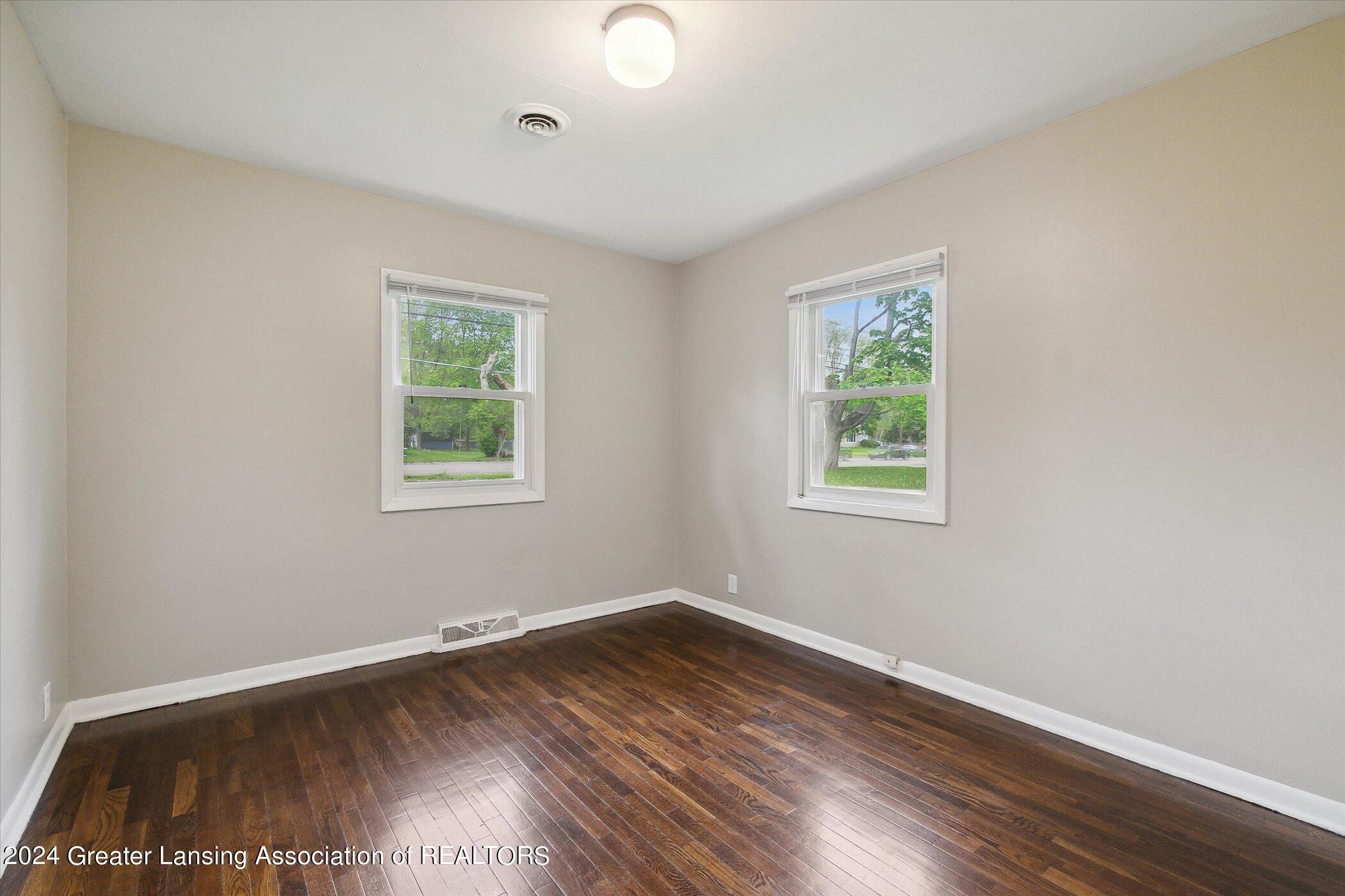1821 West Jolly Road Lansing, MI 48910 - Photo 16 of 23 16-1821-W-Jolly-Rd-Lansing-MI-48910-Wind