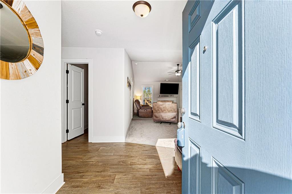 328 Walnut Drive Hartwell, GA 30643 - Photo 3 of 33 a view of living room with furniture and a window