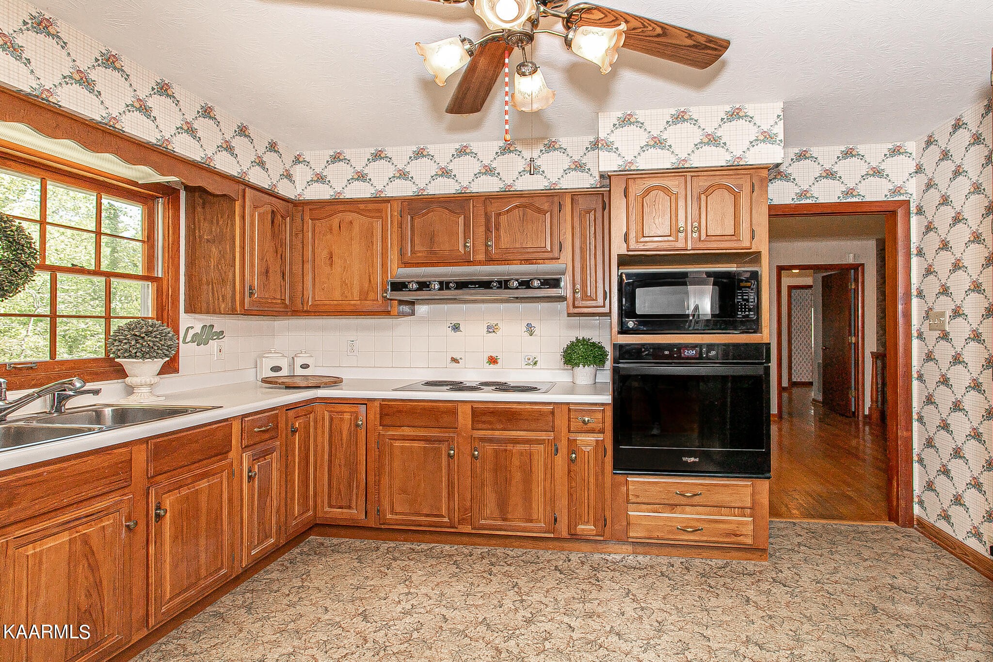 116 Balboa Circle Oak Ridge, TN 37830 - Photo 11 of 54 Gallery Image 11