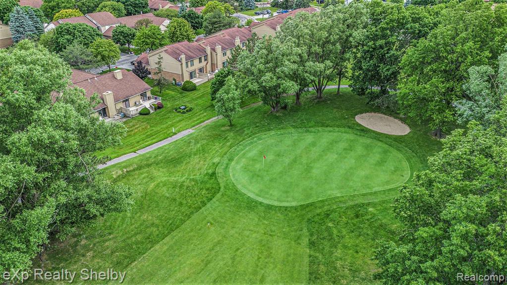 660 Tennyson Rochester Hills, MI 48307 - Photo 28 of 29 Gallery Image 28