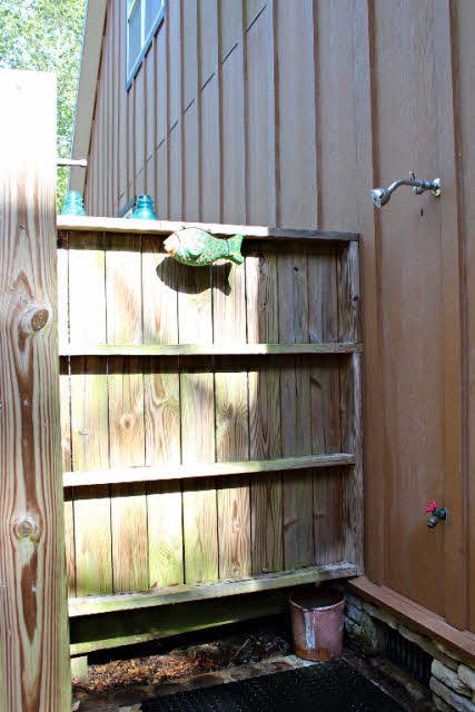 5375 Greentree Road Orange Beach, AL 36561 - Photo 19 of 25 Outdoor shower