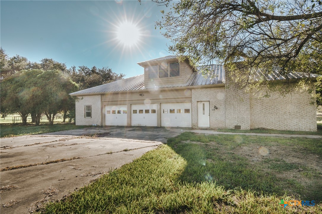 883 Fleming Prairie Road Victoria, TX 77905 - Photo 1 of 1 Gallery Image 1