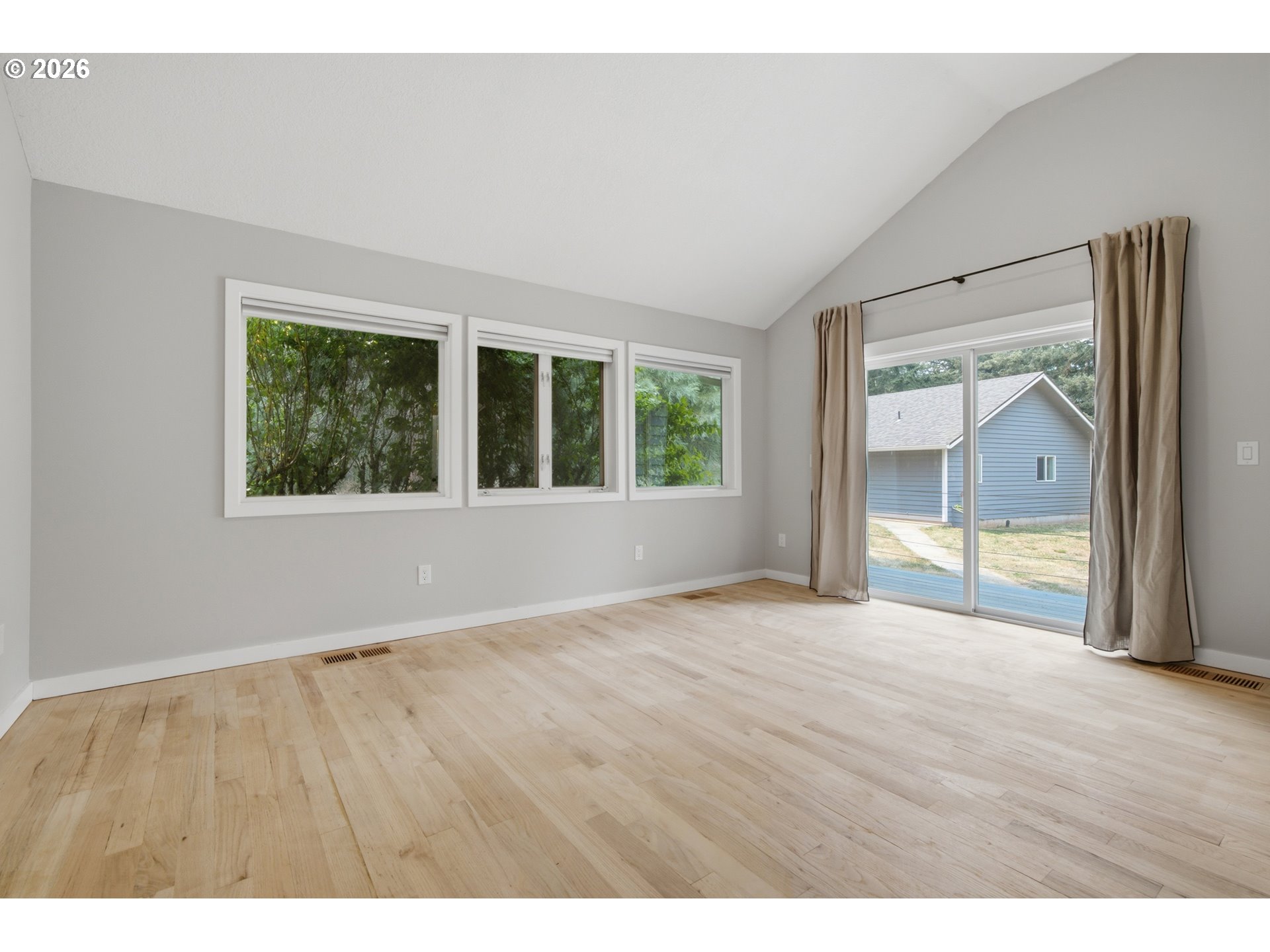 20999 South Jubb Road Estacada, OR 97023 - Photo 38 of 48 Bedroom, Owner's Suite