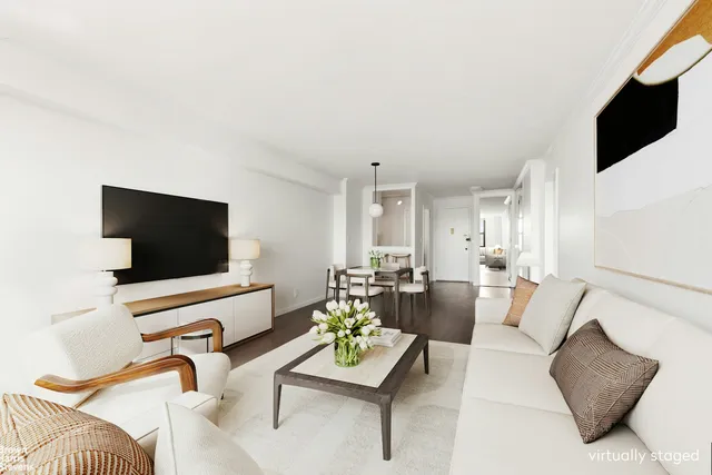 $670,000 | 444 East 86th Street, Unit 27E | Upper East Side