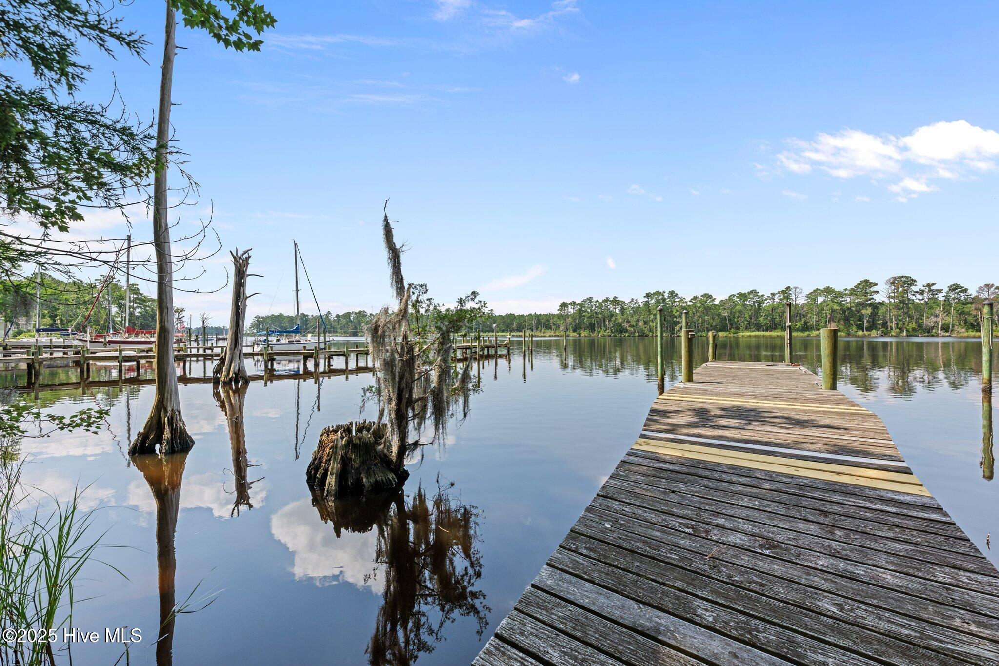 5410 Trade Winds Road New Bern, NC 28560 - Photo 41 of 66 Your own dock!
