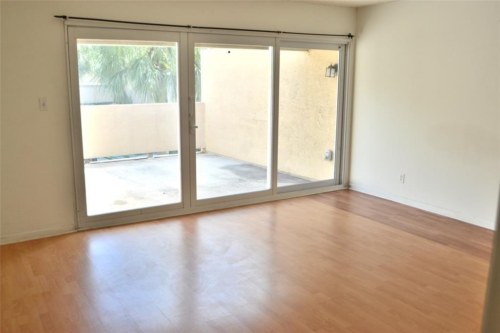 8237 Northwest 8th Court, Unit 4 Plantation, FL 33324 - Photo 8 of 24