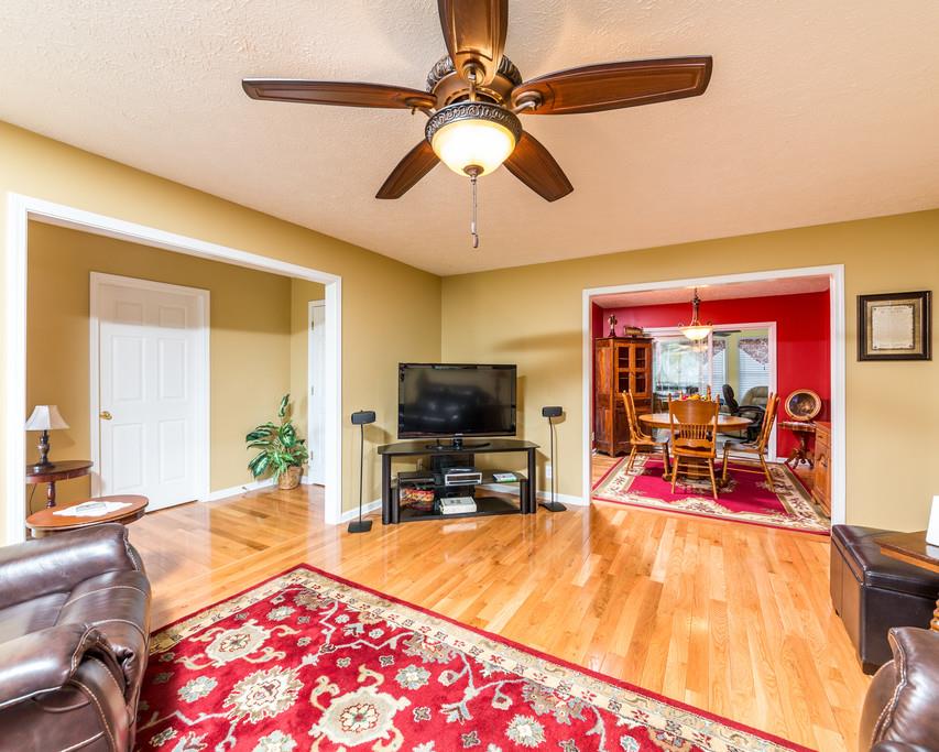 4212 Station Road Cunningham, TN 37052 - Photo 5 of 29 a living room with furniture and a flat screen tv