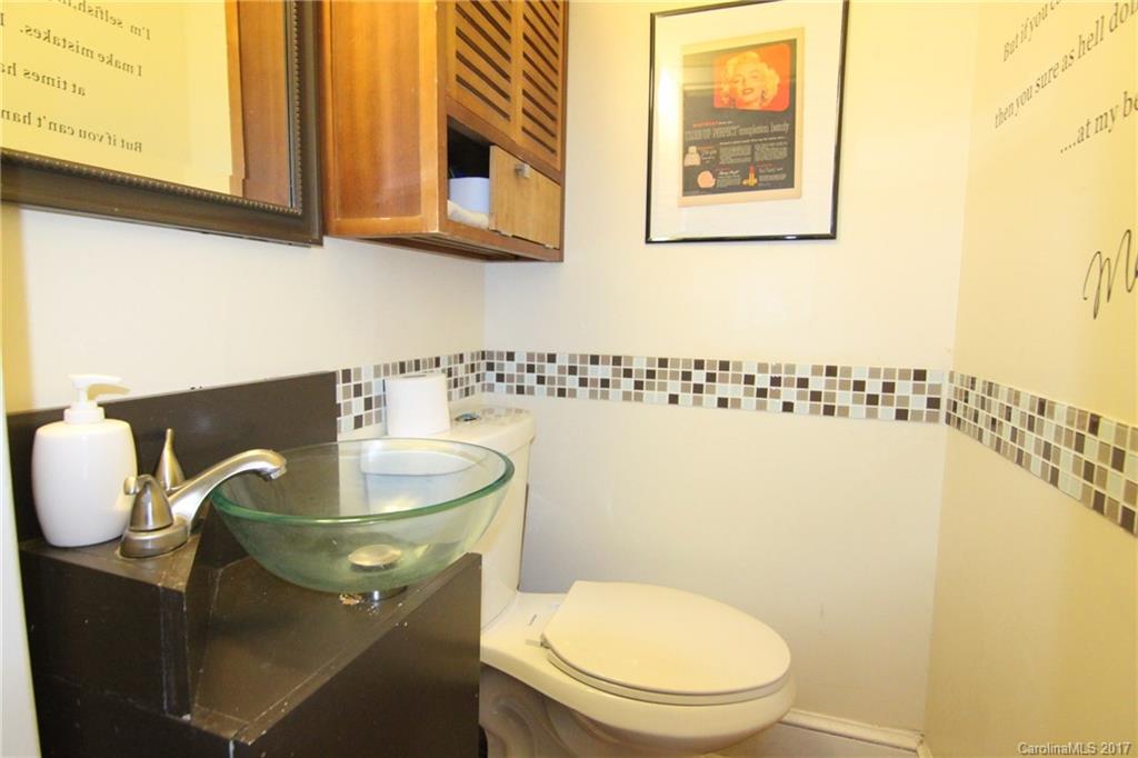 908 Hickory Grove Road Gastonia, NC 28056 - Photo 16 of 23 Gallery Image 16