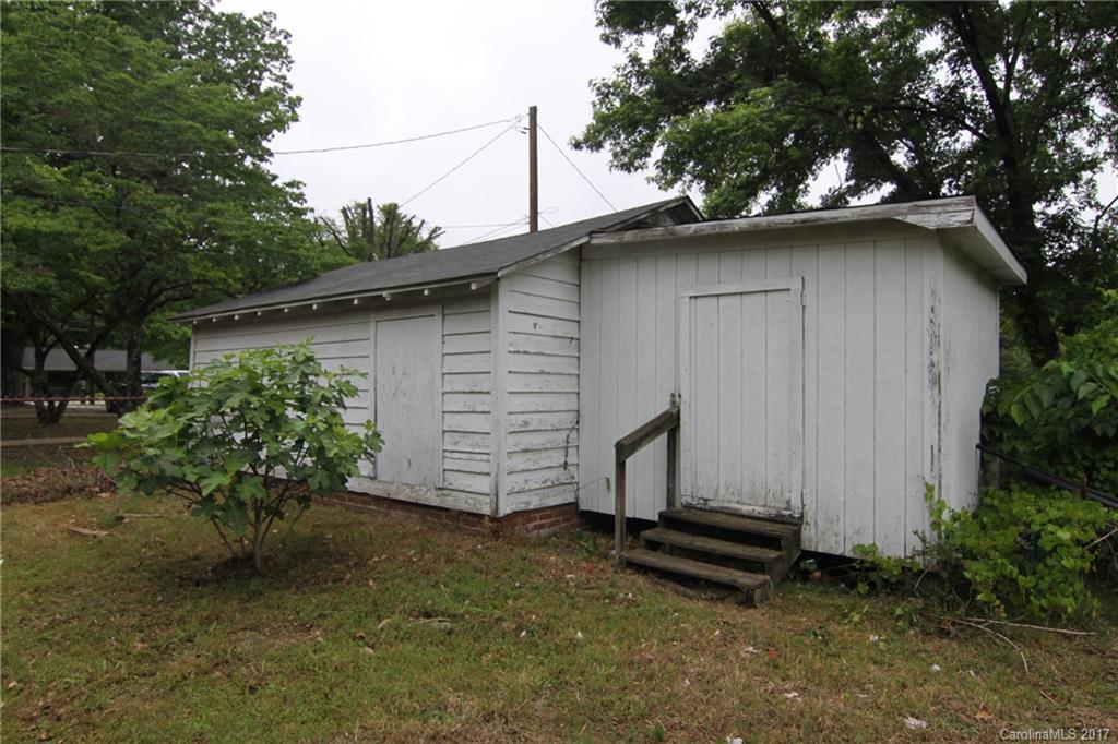 908 Hickory Grove Road Gastonia, NC 28056 - Photo 22 of 23 Gallery Image 22