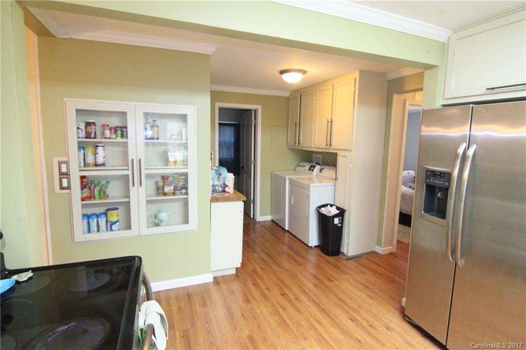 908 Hickory Grove Road Gastonia, NC 28056 - Photo 10 of 23 Gallery Image 10