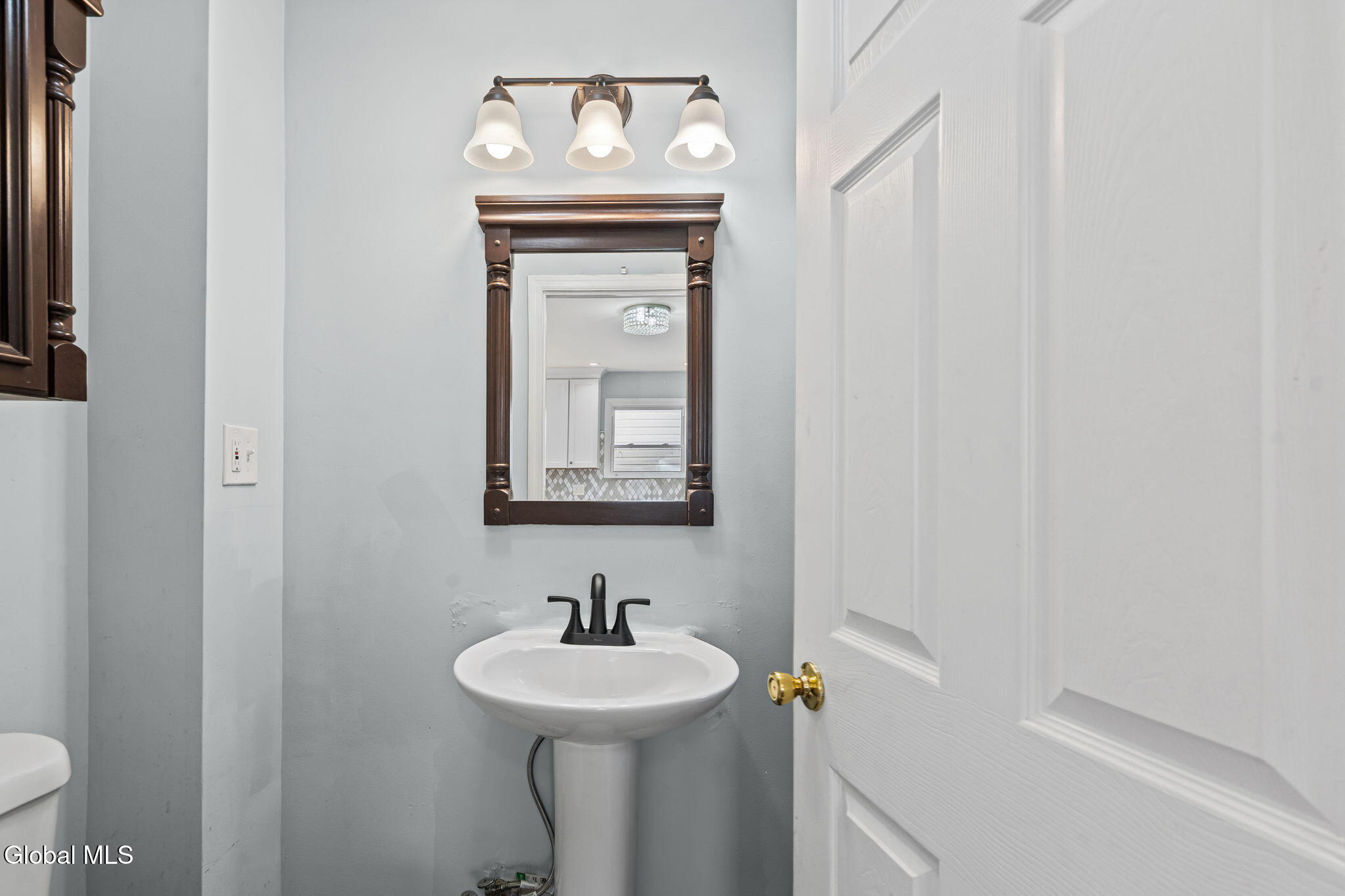 263 Remsen Street Cohoes, NY 12047 - Photo 25 of 47 41-web-or-mls-263-remsen-st