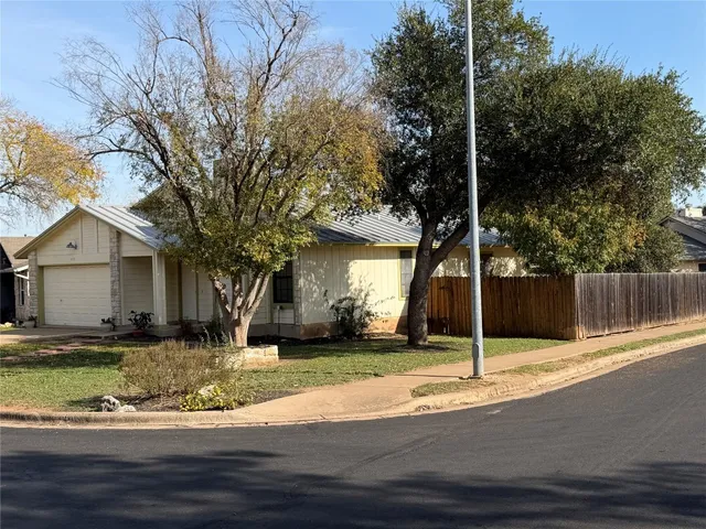 $2,100 | 4519 Keota Drive, Austin, TX 78749