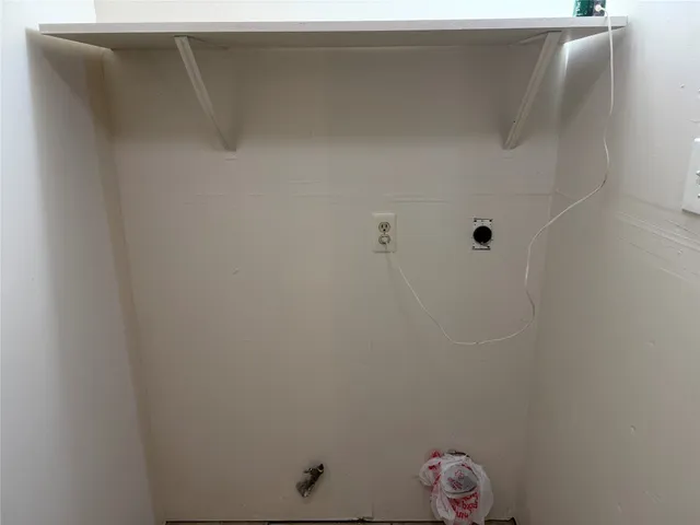 $2,100 | 4519 Keota Drive, Austin, TX 78749