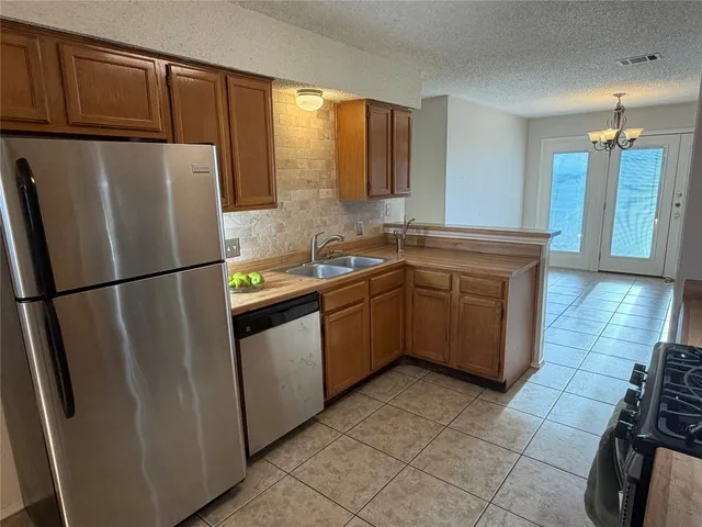 $2,100 | 4519 Keota Drive, Austin, TX 78749