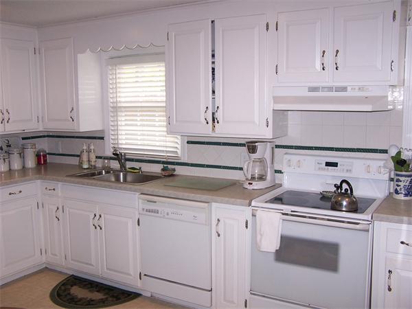 81 Weymouth Street Springfield, MA 01108 - Photo 5 of 13 Gallery Image 5