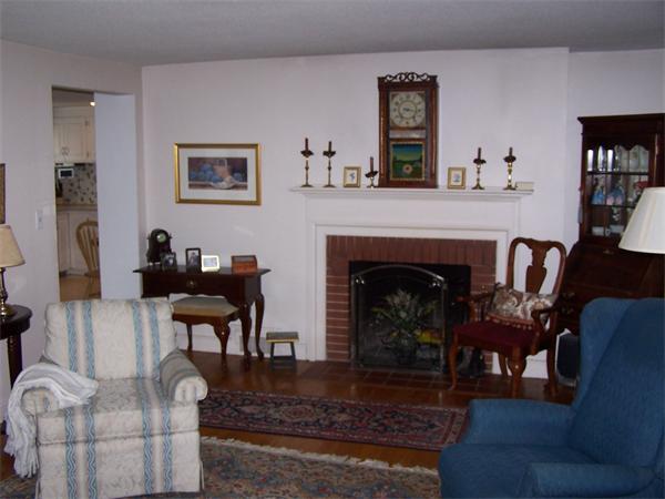 81 Weymouth Street Springfield, MA 01108 - Photo 10 of 13 Gallery Image 10