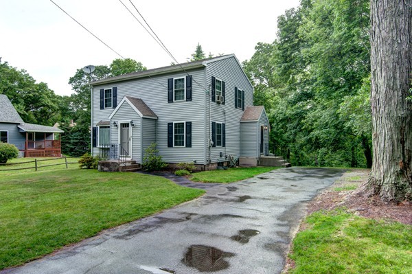 63 St Louis Street Worcester, MA 01607 - Photo 4 of 22 Gallery Image 4
