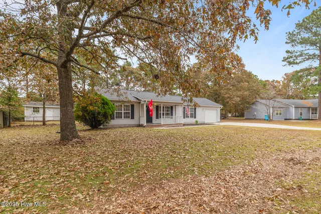 $240,000 | 204 Chappell Creek Court, Richlands, NC 28574