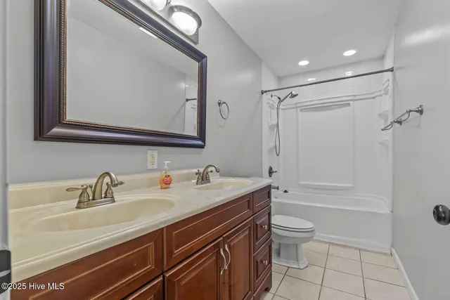 $240,000 | 204 Chappell Creek Court, Richlands, NC 28574