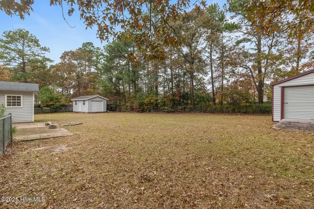 $240,000 | 204 Chappell Creek Court, Richlands, NC 28574