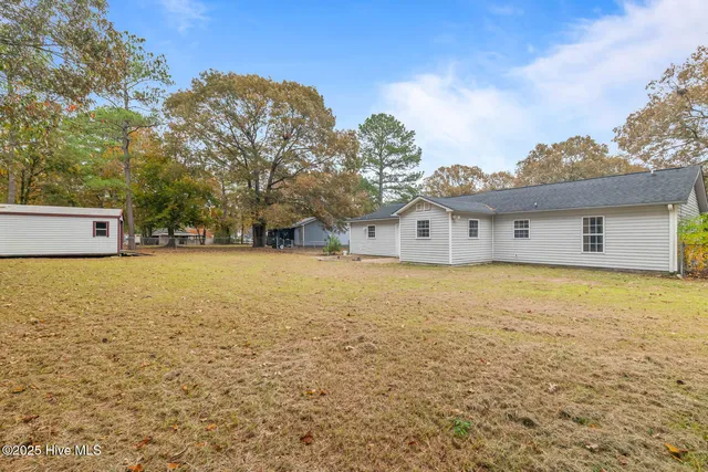 $240,000 | 204 Chappell Creek Court, Richlands, NC 28574