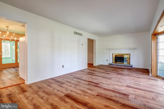 $307,000 | 618 Gilbert Road, Ridley Park, PA 19078