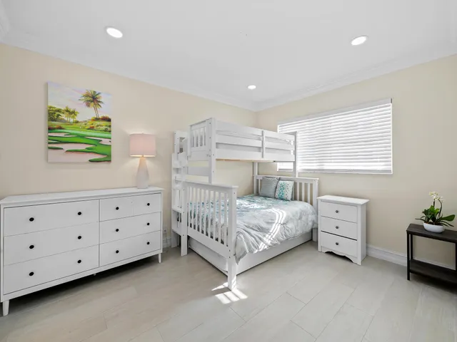 $7,000 | 3101 South Ocean Boulevard, Unit 506, Highland Beach, FL 33487