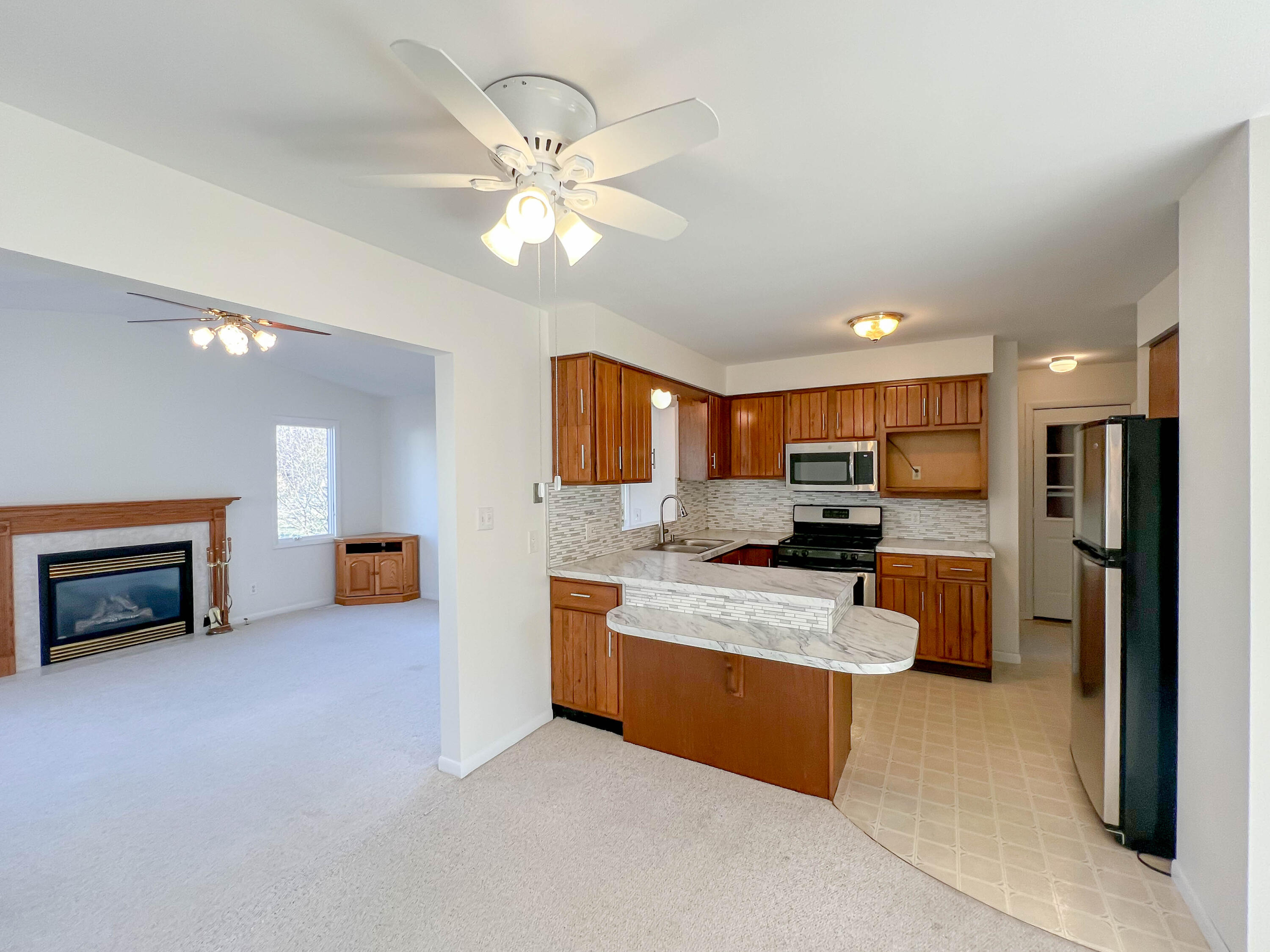 3274 Hanley Road Muskegon, MI 49441 - Photo 8 of 26 IMG_7705