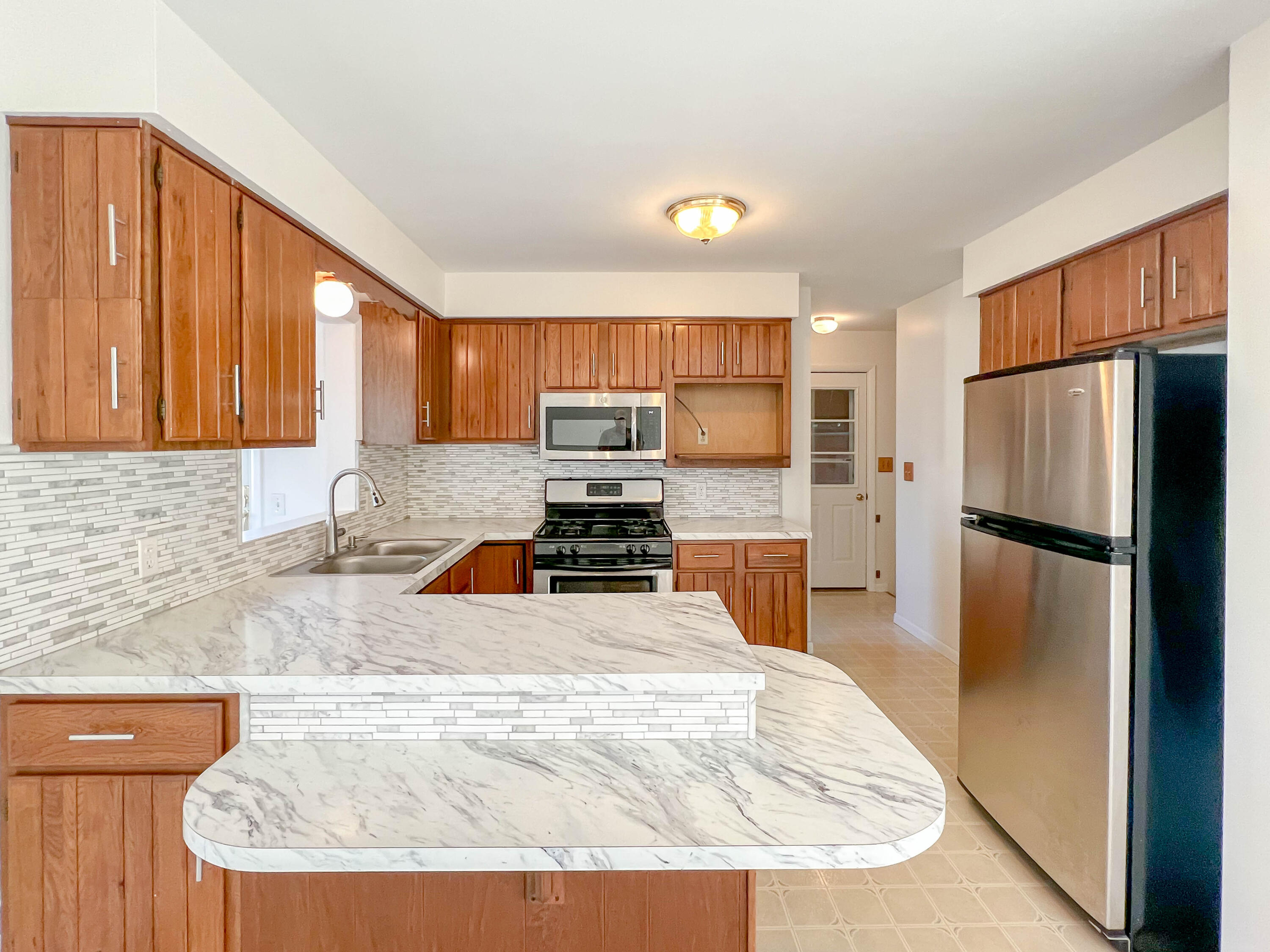 3274 Hanley Road Muskegon, MI 49441 - Photo 10 of 26 IMG_7706