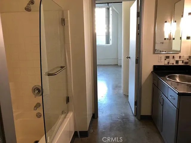 $450,000 | 420 San Pedro Street, Unit 306, Los Angeles, CA 90013