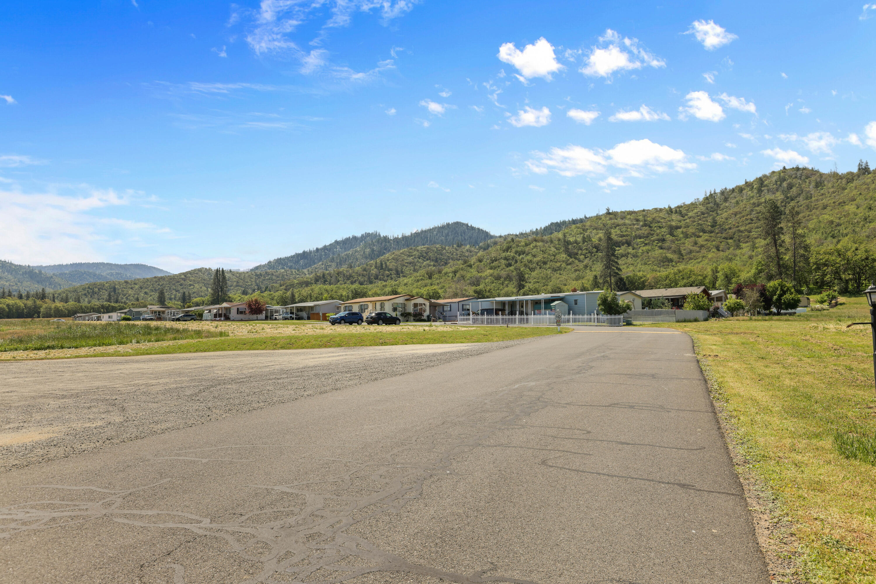8401 Old Stage Road, Unit 16 Central Point, OR 97502 - Photo 22 of 23 a view of lake and mountain view