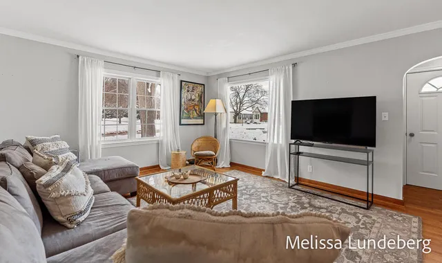 $550,000 | 220 Barber Street, Spring Lake, MI 49456