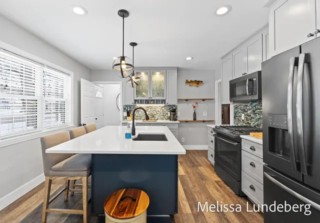 $550,000 | 220 Barber Street, Spring Lake, MI 49456