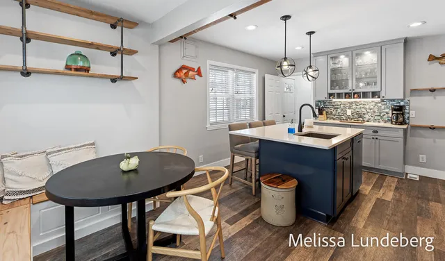 $550,000 | 220 Barber Street, Spring Lake, MI 49456