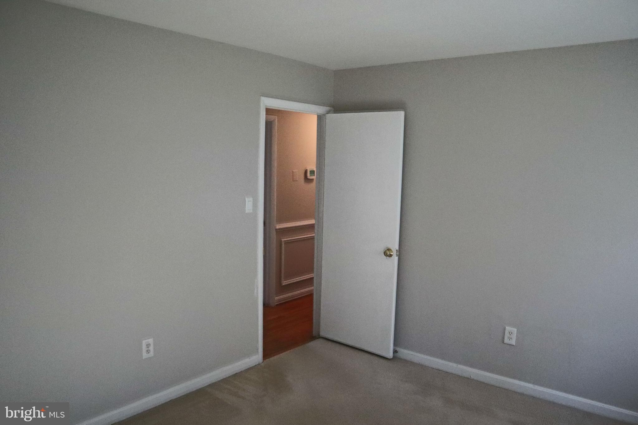13132 Haddock Road Woodbridge, VA 22193 - Photo 12 of 32 Gallery Image 12