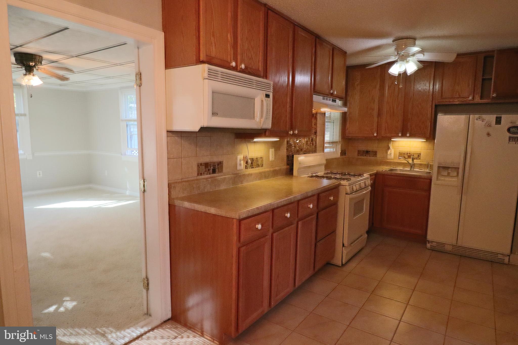 13132 Haddock Road Woodbridge, VA 22193 - Photo 18 of 32 Gallery Image 18