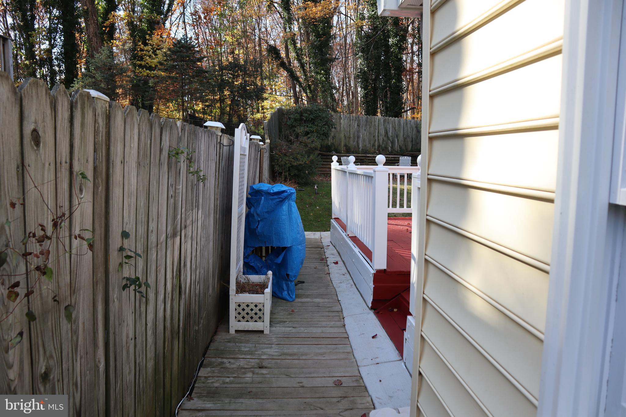 13132 Haddock Road Woodbridge, VA 22193 - Photo 26 of 32 Gallery Image 26