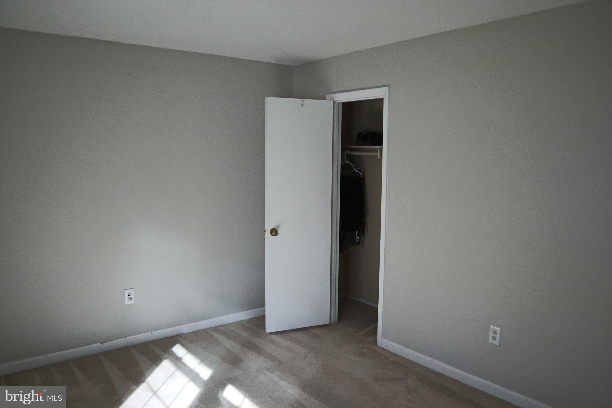 13132 Haddock Road Woodbridge, VA 22193 - Photo 7 of 32 Gallery Image 7