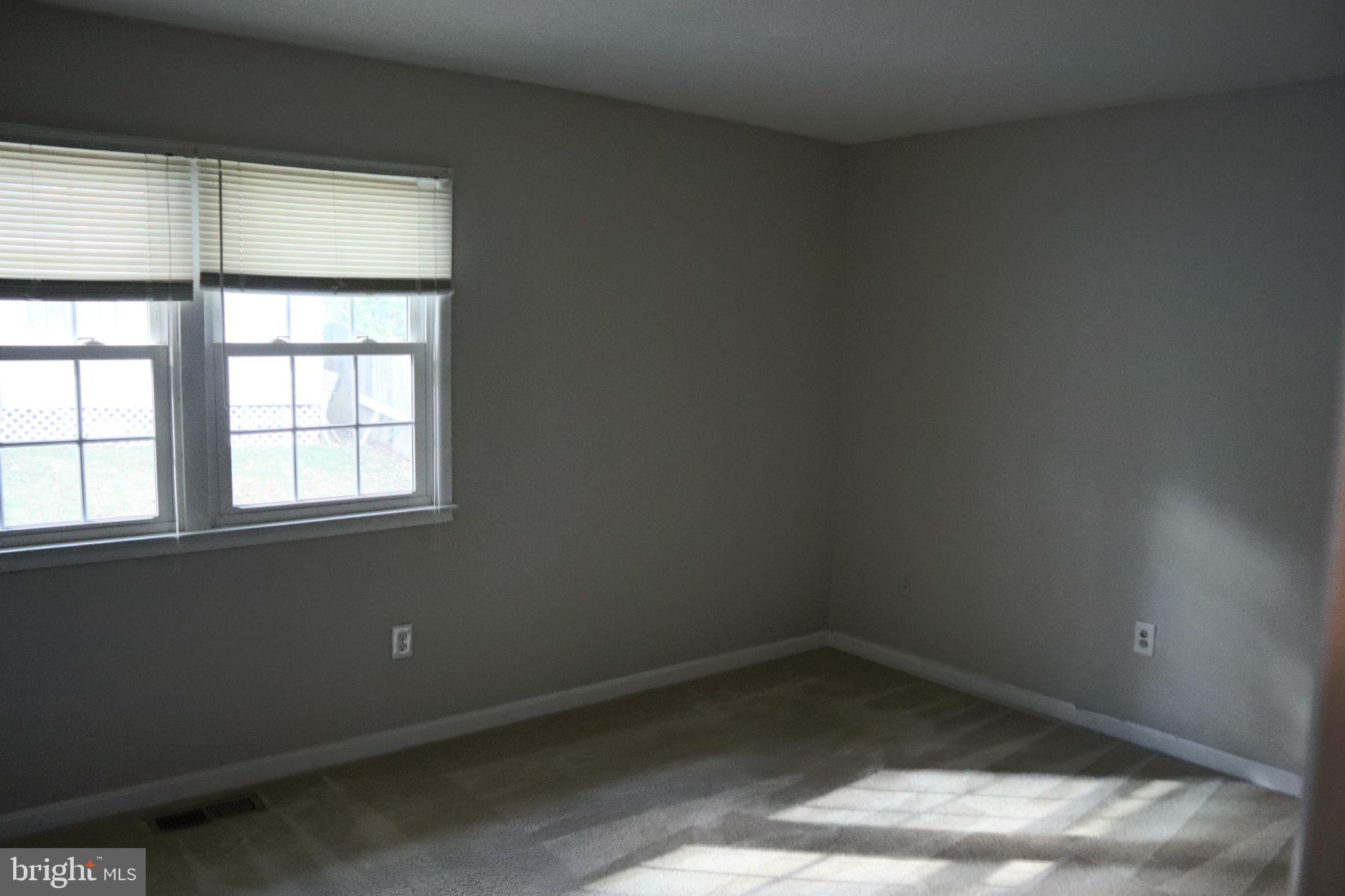 13132 Haddock Road Woodbridge, VA 22193 - Photo 8 of 32 Gallery Image 8