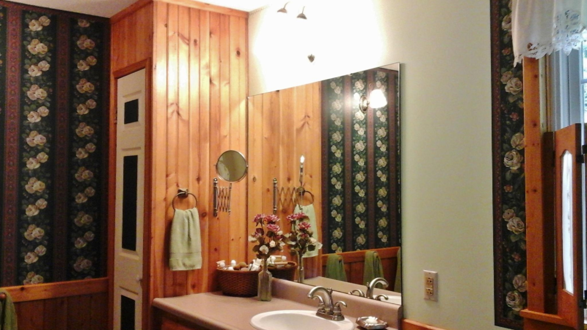 8139 Dan Smith Road Watervliet, MI 49098 - Photo 48 of 94 20160817_115929