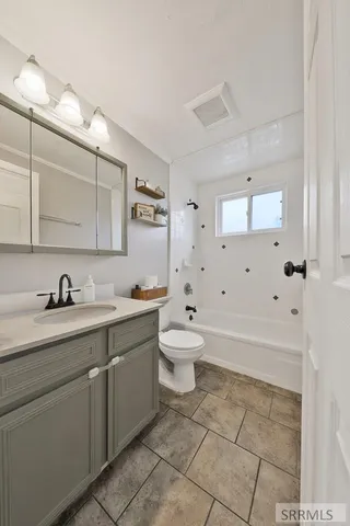 $340,000 | 201 North 2300 East, St. Anthony, ID 83445