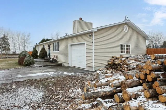 $340,000 | 201 North 2300 East, St. Anthony, ID 83445